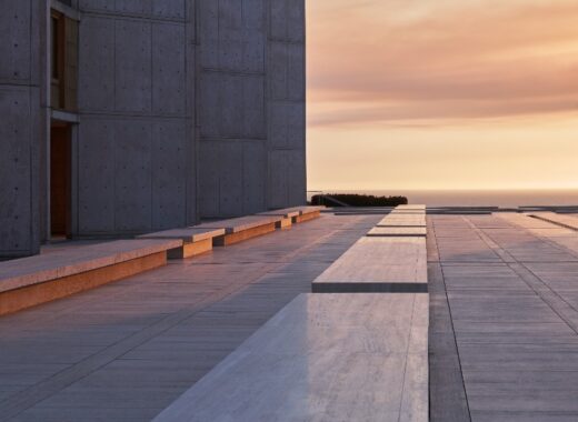 Louis Vuitton: el sol se cuela en su nueva colección Crucero 2023