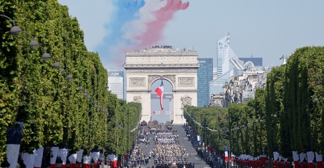 Francia desfile por dia Nacional