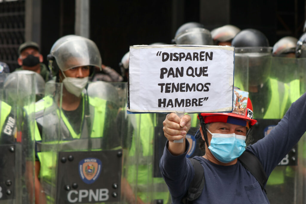 Trabajadores protestas en centro de Caracas