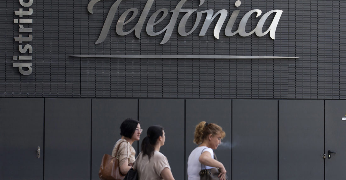 Telefónica Movistar centro de protestas de venezolanos en Madrid