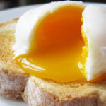 huevos pochados, huevos escalfados, cocina