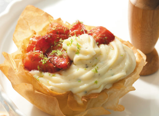 tulipas,fresa,crema,pastelera,romero,vino