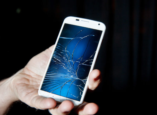 El clásico problema de la pantalla rota puede tener sus días contados gracias a una tecnología autoregenerativa desarrollada en Bristol en el Reino Unido