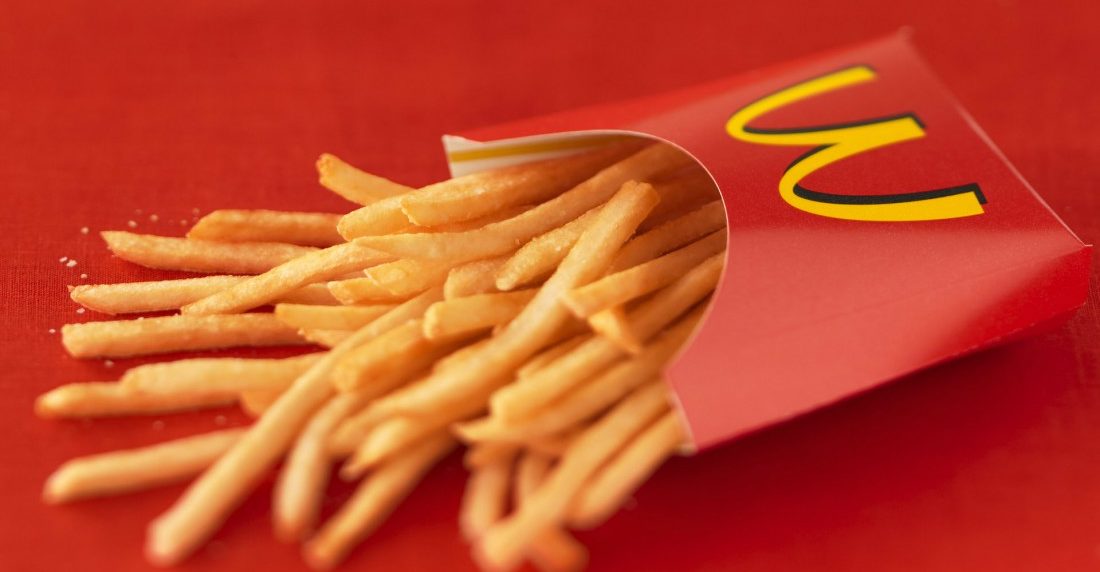 Sebastián Yatra papas fritas mc donald's