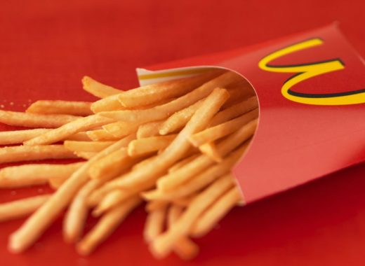 Sebastián Yatra papas fritas mc donald's