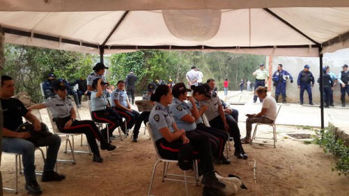 POLICIA2