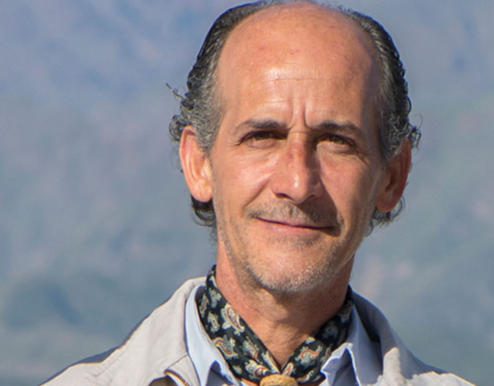 adrián manchón , enólogo, cuvelier los andes