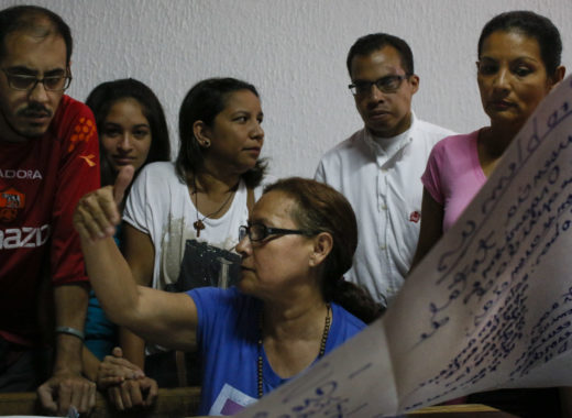 Vecinos Caricuao