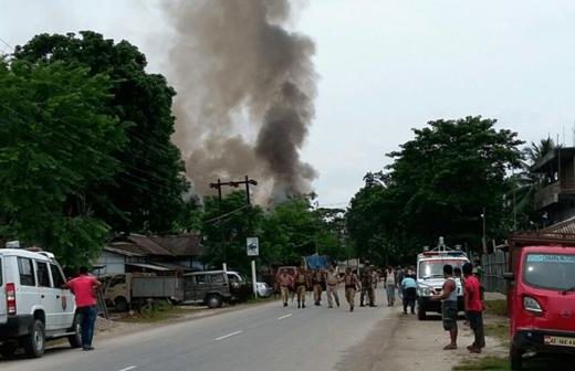 Tiroteo en mercado de la India