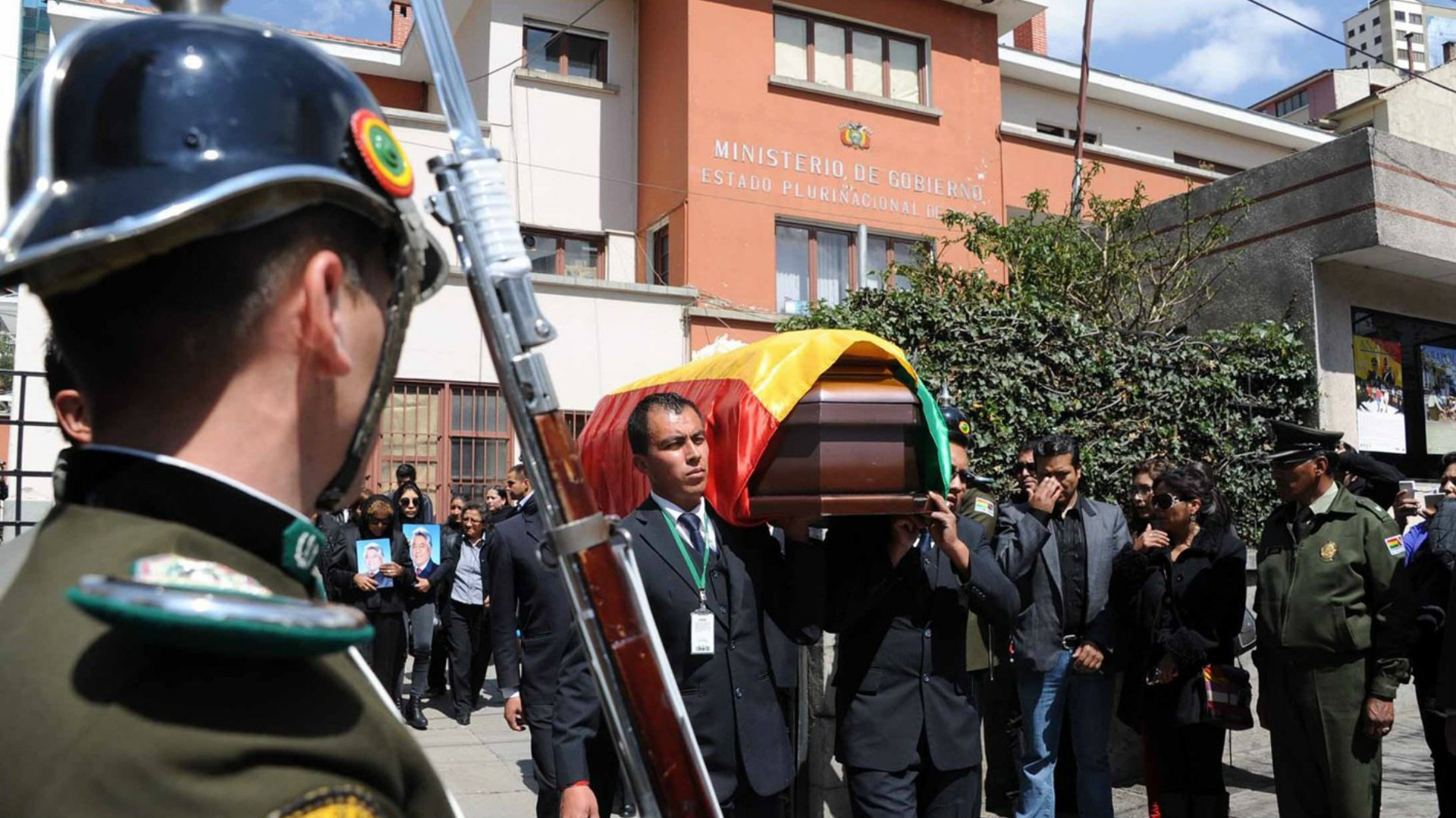 A prisión 6 mineros por asesinato de viceministro Rodolfo Illanes | El ...