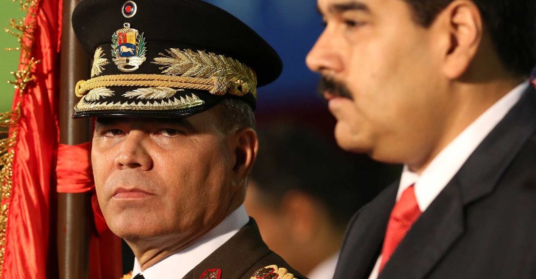 Vladimir Padrino y Nicolás Maduro