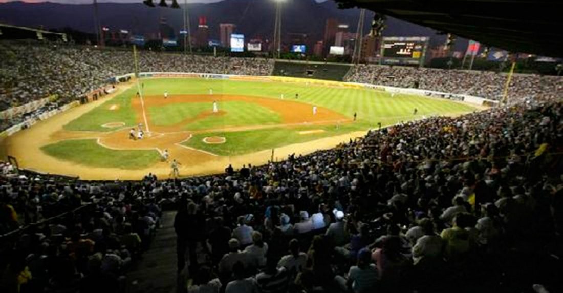 Estadio de béisbol