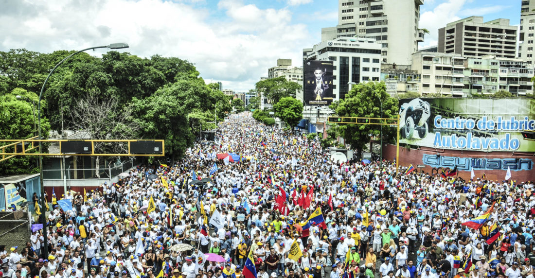 Marcha en la Avenida Libertador
