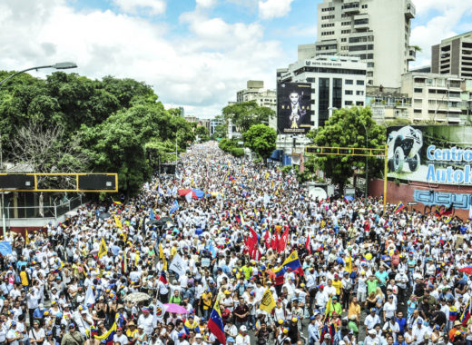 Marcha en la Avenida Libertador