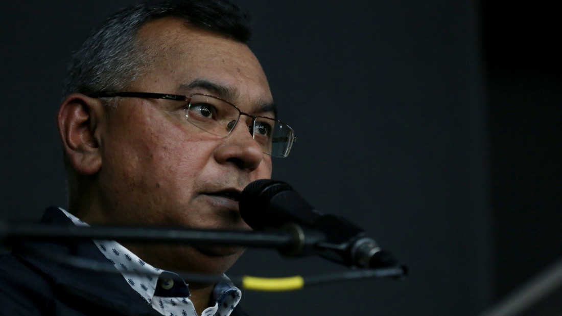 Reverol acusa a la oposición por quema de un joven en Caracas | El Estímulo