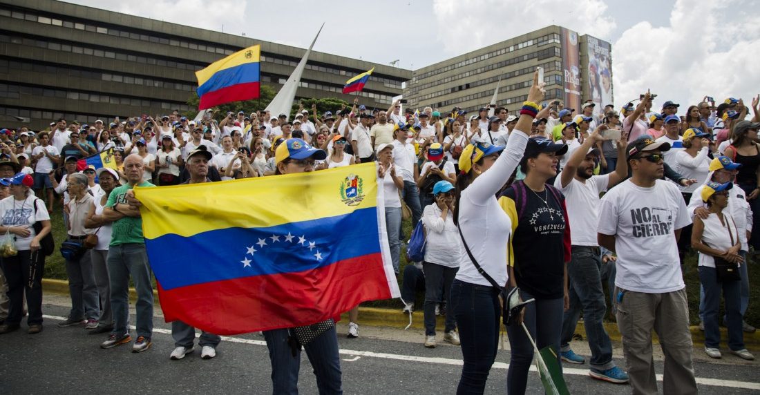 Toma-de-Venezuela-_26102016_07_DCB-1100x618