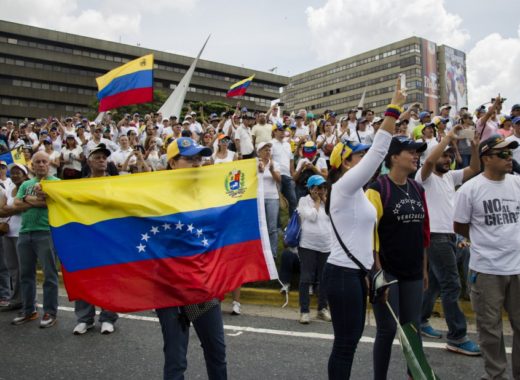Toma-de-Venezuela-_26102016_07_DCB-1100x618