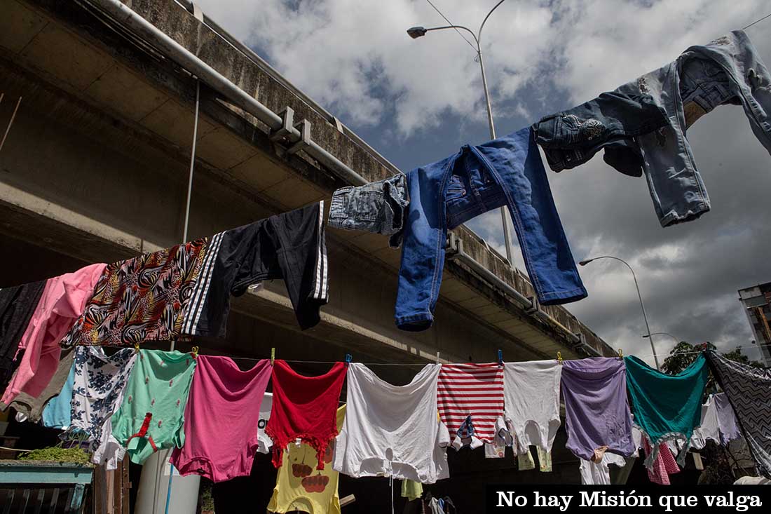 Vivir bajo un puente Cristian Hernandez 07
