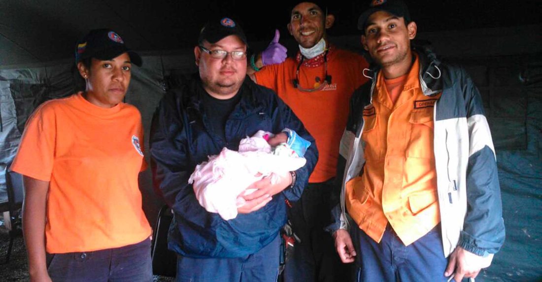 Nace una niña llamada Venezuela en Haití