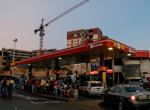 estación de gasolina