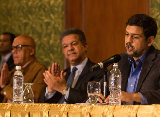 Diálogo gobierno y oposición