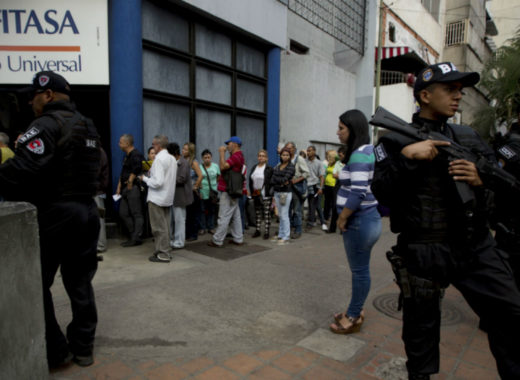 Sofitasa cambio de billetes de Bs 100