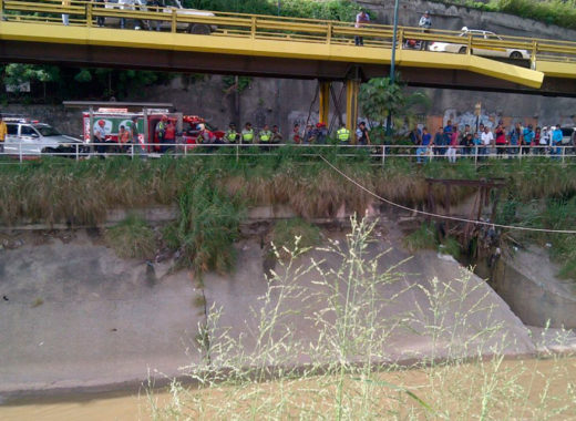 Hallan cadáver en el Guaire