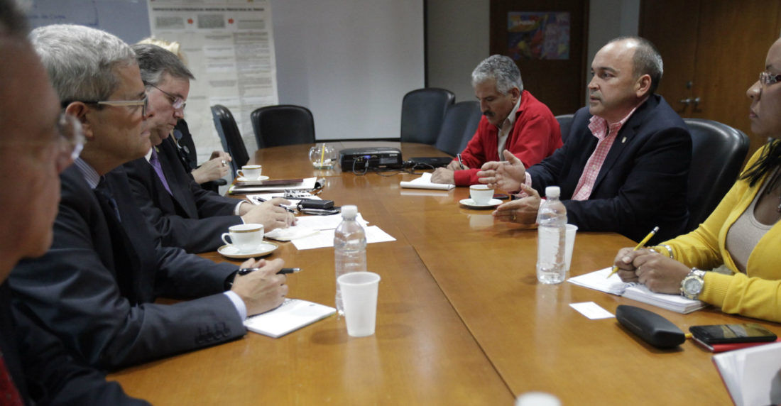 Gobierno-Fedecámaras