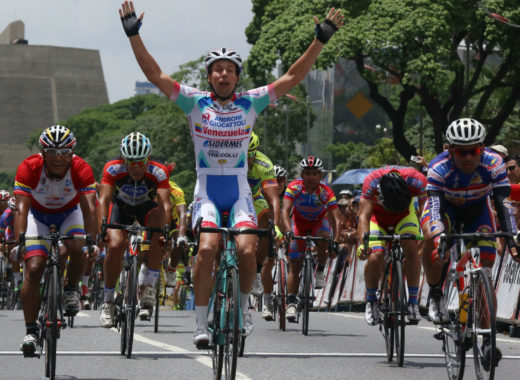 Jhonathan Salinas