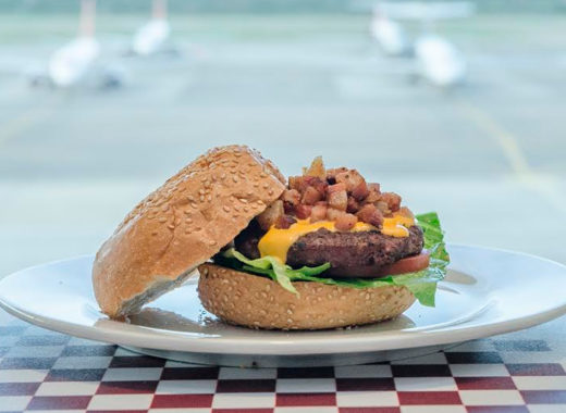 ávila burger delivery Ávila Burger continuará por delivery