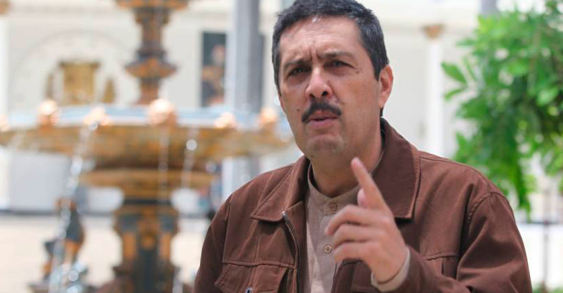 Ramón Lobo