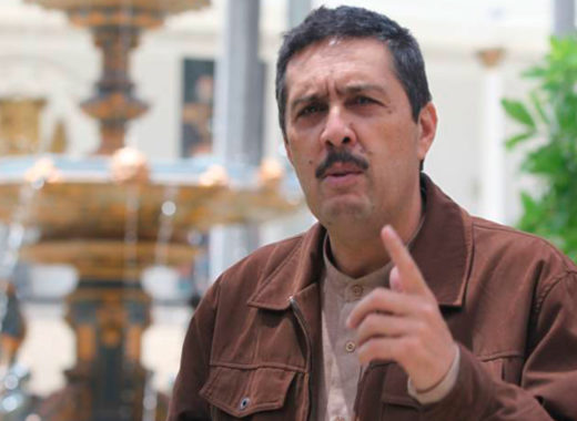 Ramón Lobo