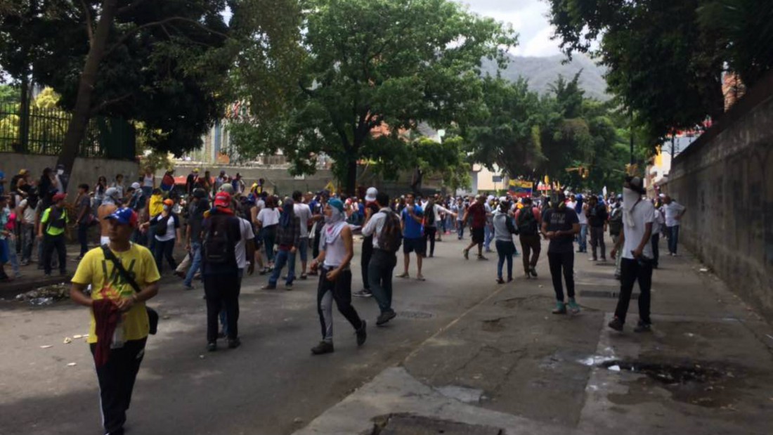 Manifestación en el 9 de diciembre 1158 am