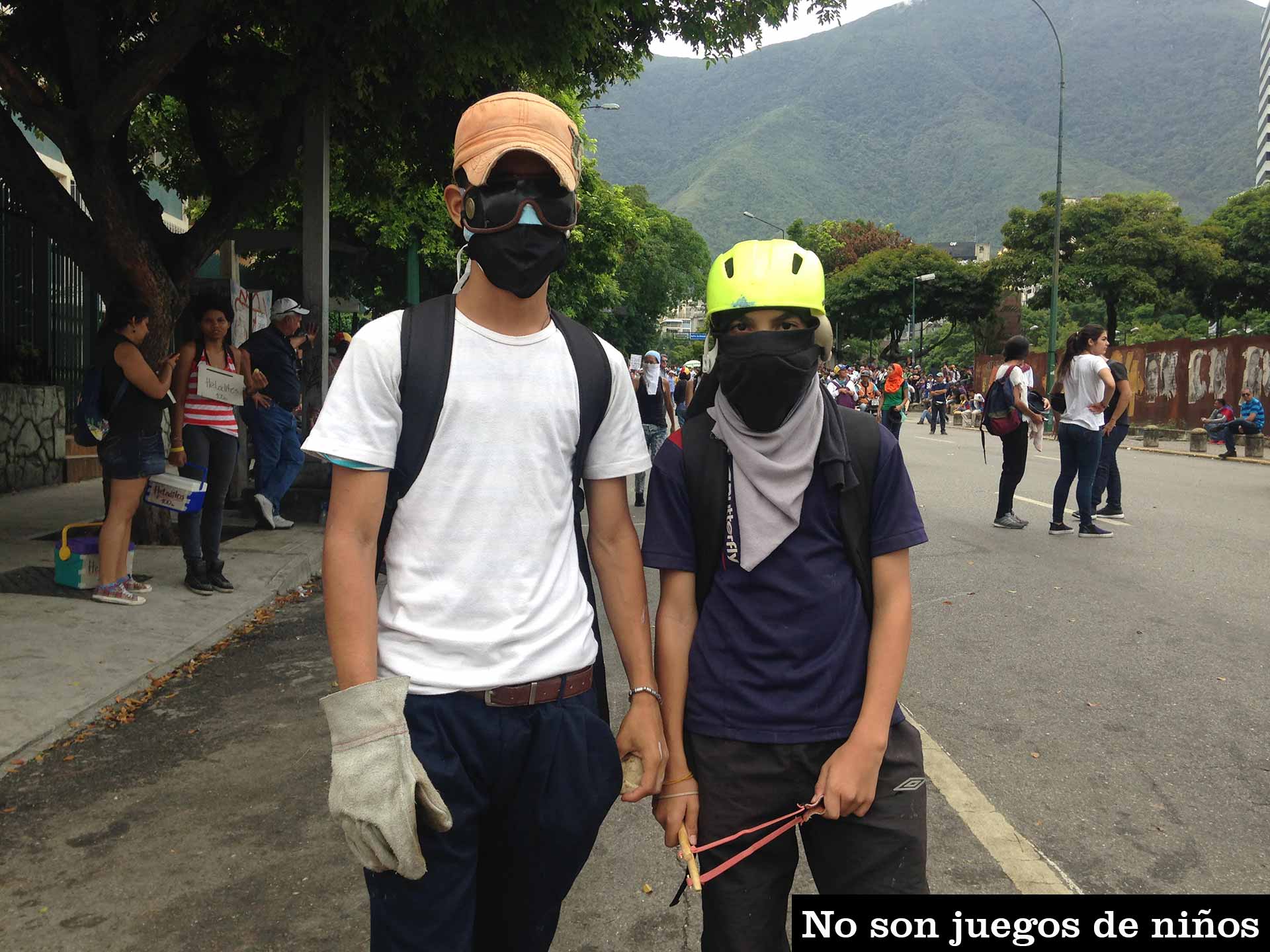 Niños-en-protesta-1