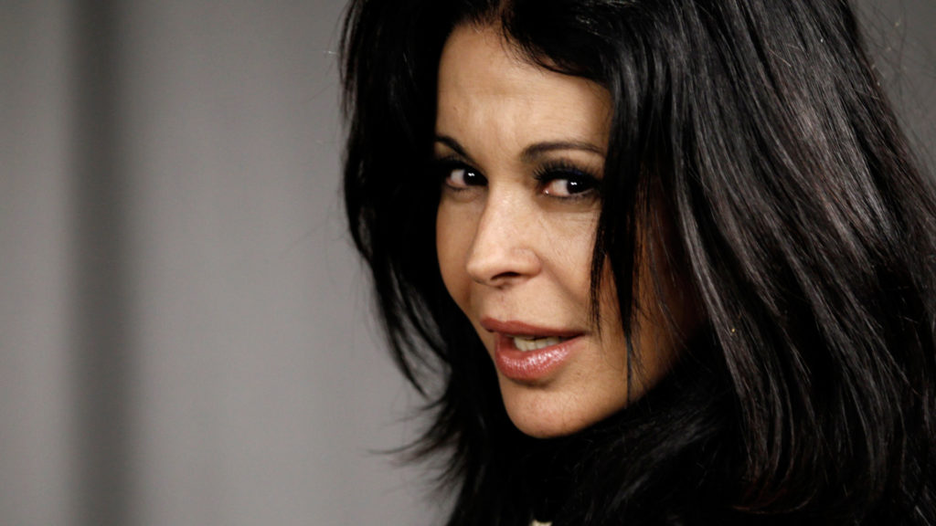 María Conchita Alonso también actúa en Jezabel