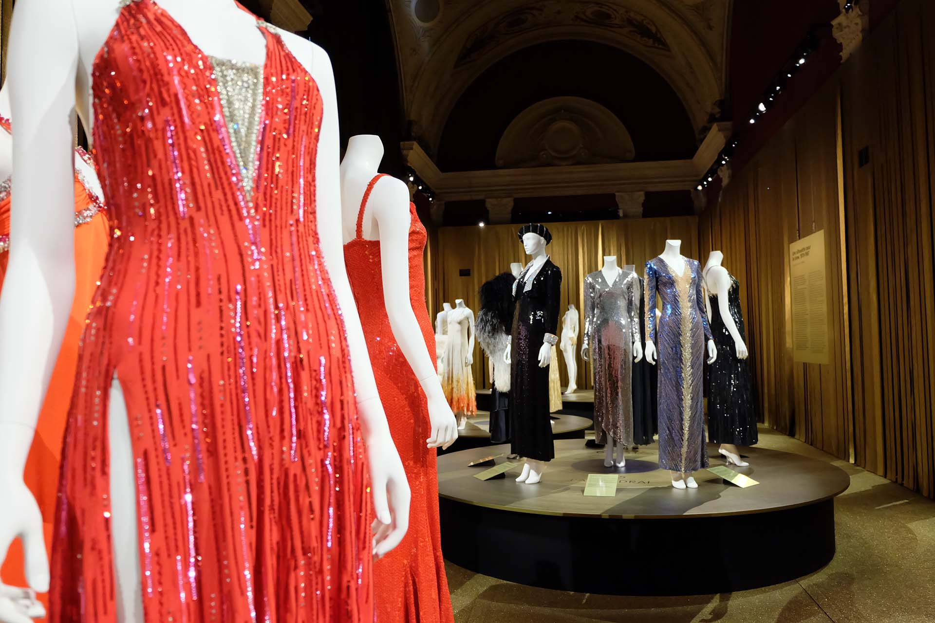 DSCF6952-Exposition-Dalida-Garde-robe-Mode-Palais-Galliera-Paris-2017-Go-with-the-Blog