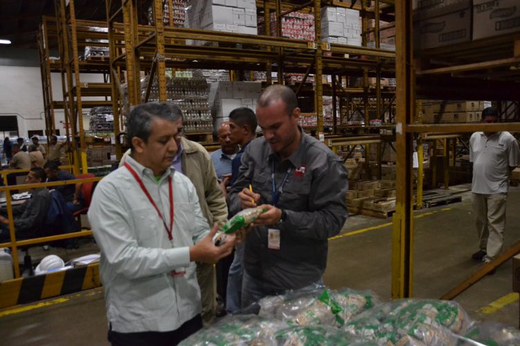 Sundde fiscaliza a Central Madeirense por vender el kilo de arroz a Bs 17.500