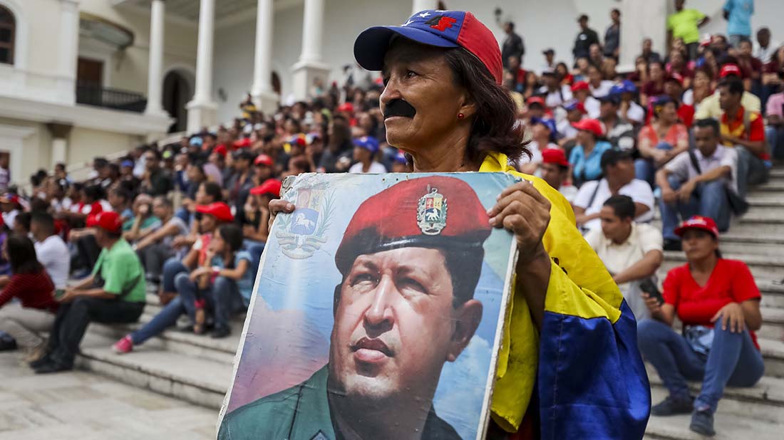 La Constituyente venezolana juramenta a 18 gobernadores chavistas