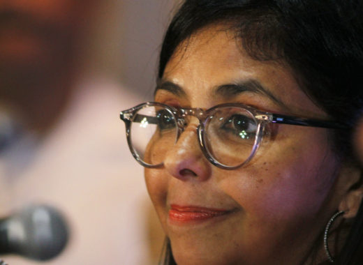 delcy rodríguez ministra de Economía y Finanzas