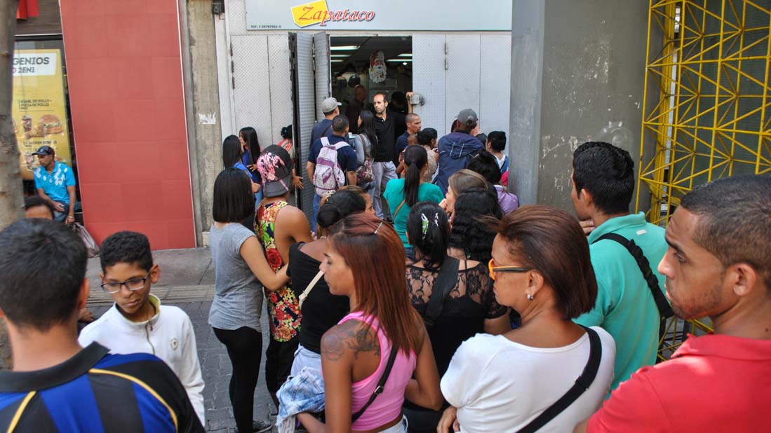 Locales-en-sabana-grande-vacios-Ei-DanielH-10