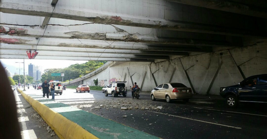 Puente mohedano cae parte del techo