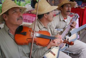 Cantores de la paradura del Niño
