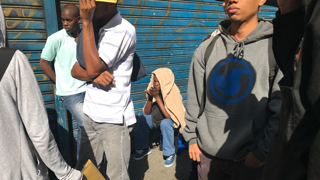 EE-Tramites-consulado-colombiano-11.01.18-DanielH-6