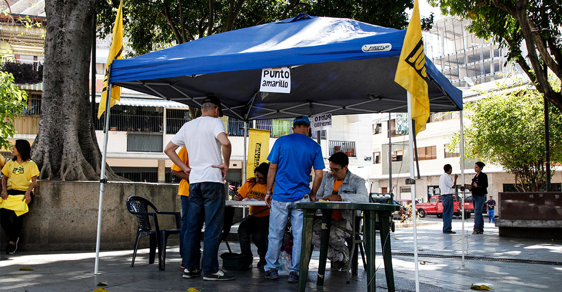 política: La democracia es consustancial con los partidos políticos, son consustanciales con un pensamiento político, con un ideal, con un planteamiento