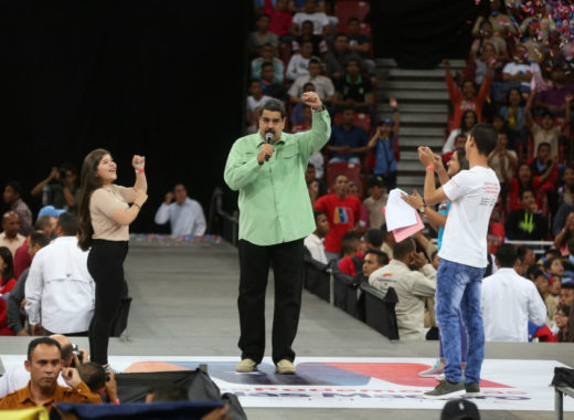 Maduro en Poliedro