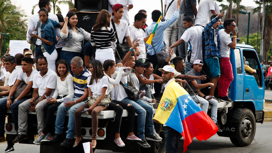 EE-bertucci-PlazaVenezuela-AlejandroCremades (12 of 15)