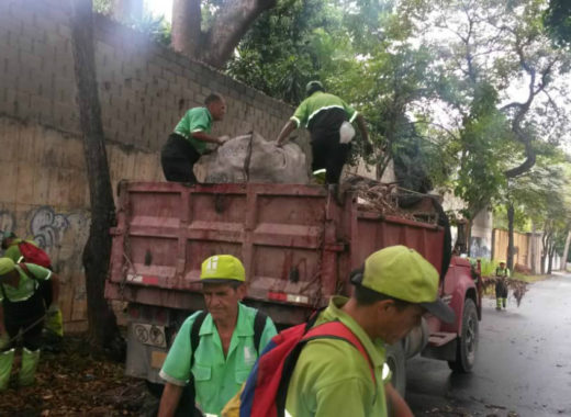 Trabajadores de Fospuca en Baruta