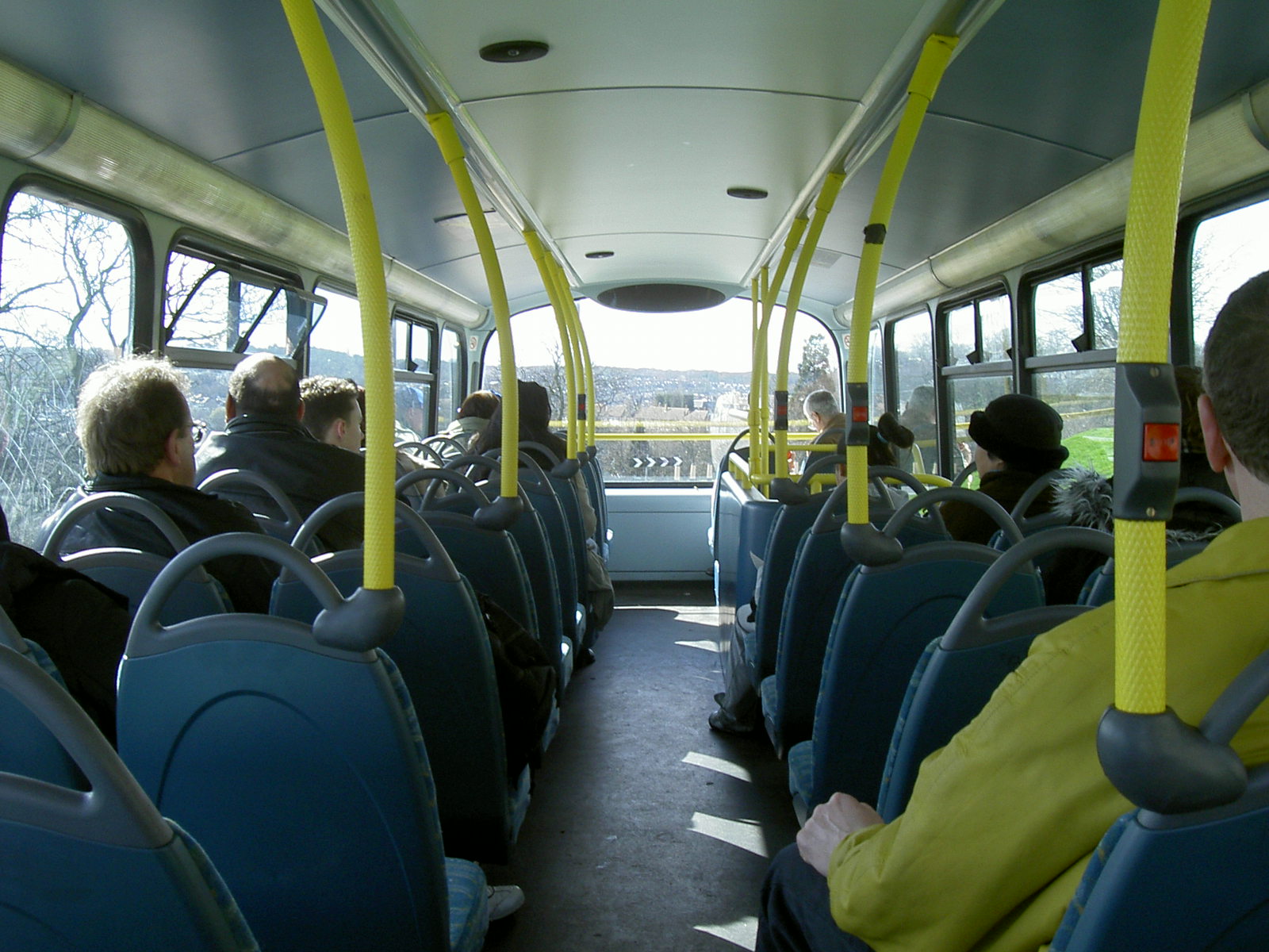 inside-doubledecker-bus-1561369
