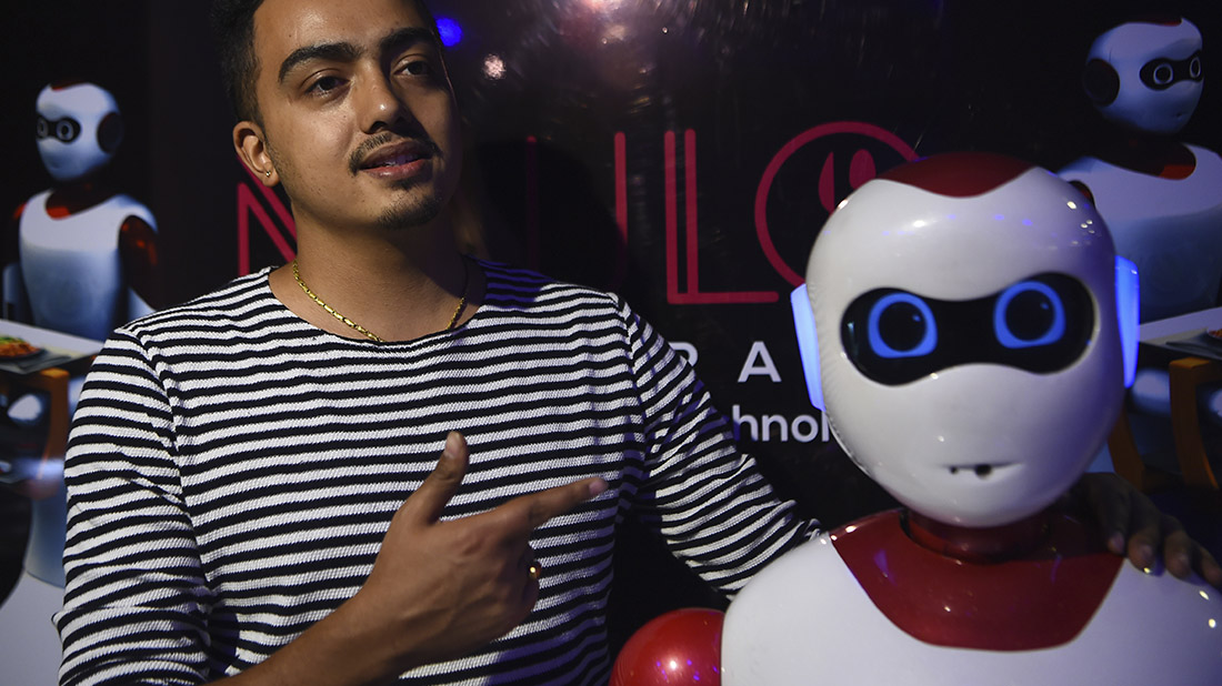 robot 3