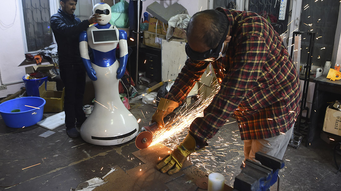 taller robot nepal